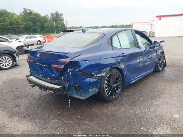 2026 TOYOTA CAMRY SE 4
