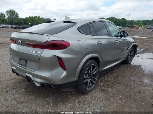 2023 BMW X6 M 4