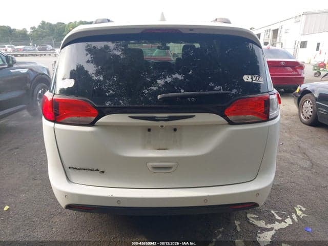2019 CHRYSLER PACIFICA TOURING L PLUS 16