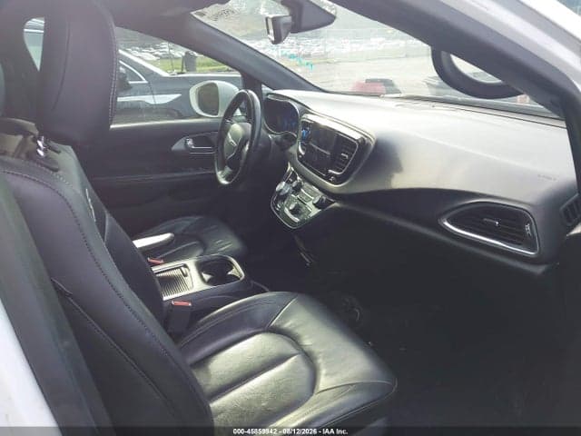 2019 CHRYSLER PACIFICA TOURING L PLUS 5