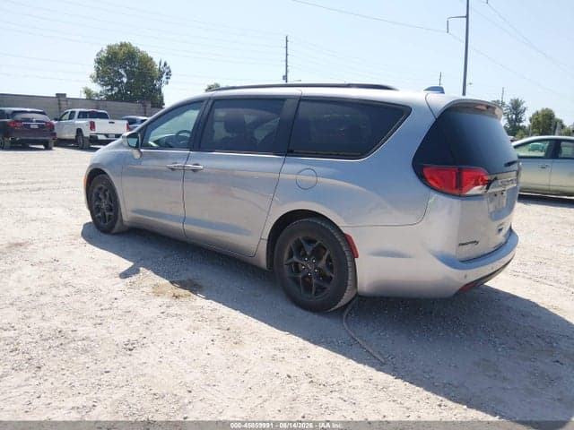 2018 CHRYSLER PACIFICA TOURING L 3