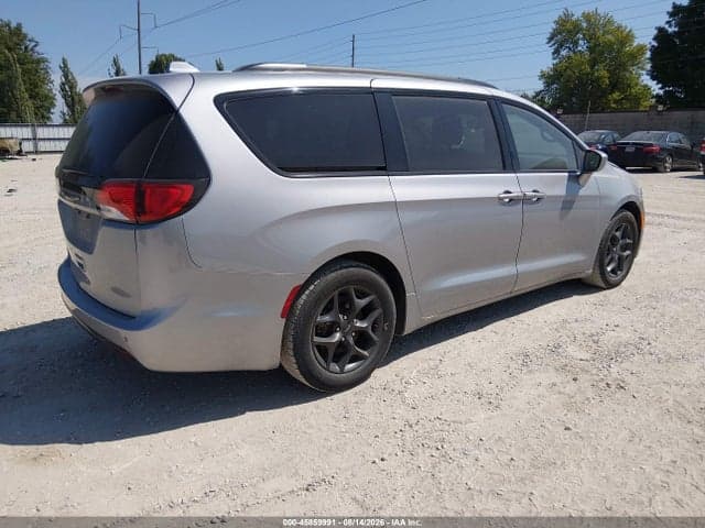 2018 CHRYSLER PACIFICA TOURING L 4