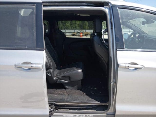 2018 CHRYSLER PACIFICA TOURING L 8