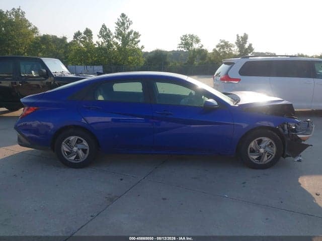 2025 HYUNDAI ELANTRA SE 14