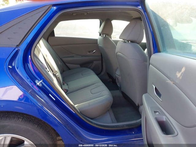 2025 HYUNDAI ELANTRA SE 8