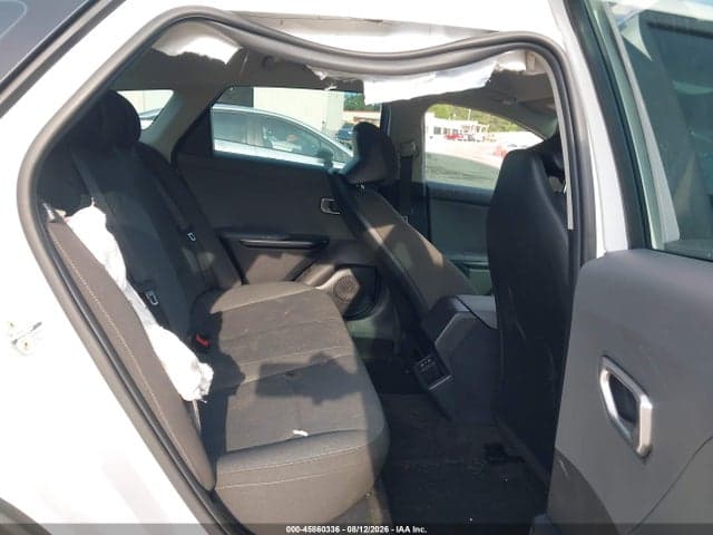 2025 KIA K4 LX 8