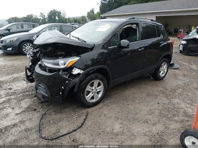 2019 CHEVROLET TRAX LT 2