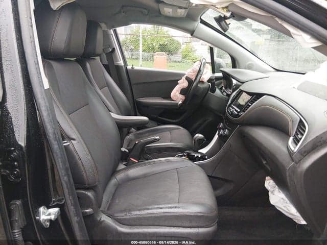 2019 CHEVROLET TRAX LT 5