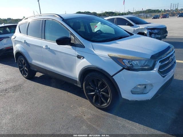 2017 FORD ESCAPE SE 1
