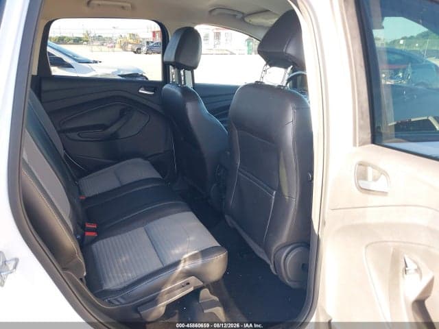 2017 FORD ESCAPE SE 8