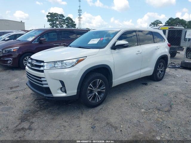 2017 TOYOTA HIGHLANDER LE PLUS 2