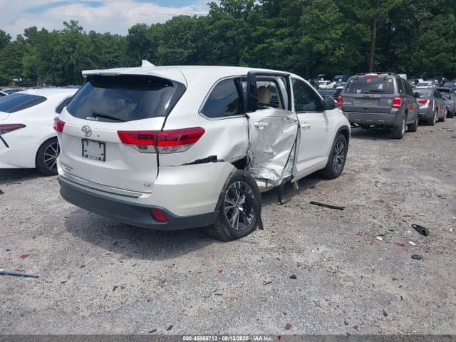 2017 TOYOTA HIGHLANDER LE PLUS 4