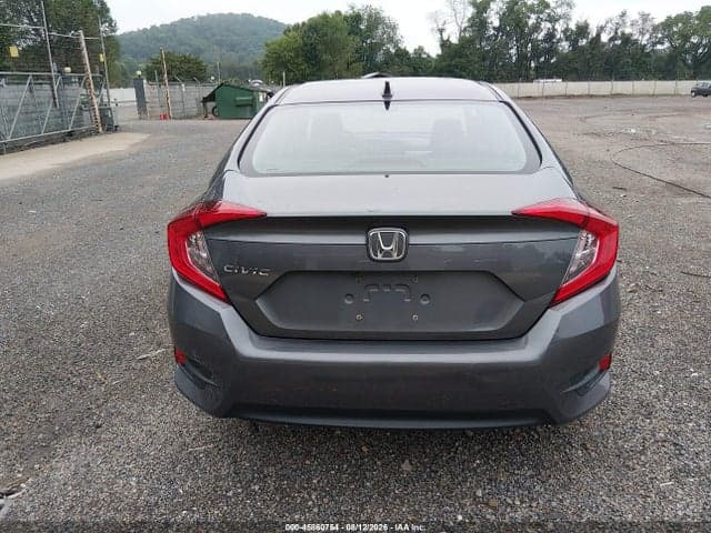 2018 HONDA CIVIC EX 17