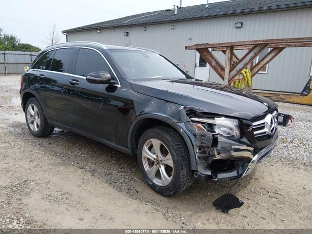 2018 MERCEDES-BENZ GLC 300 1