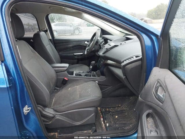 2017 FORD ESCAPE SE 5