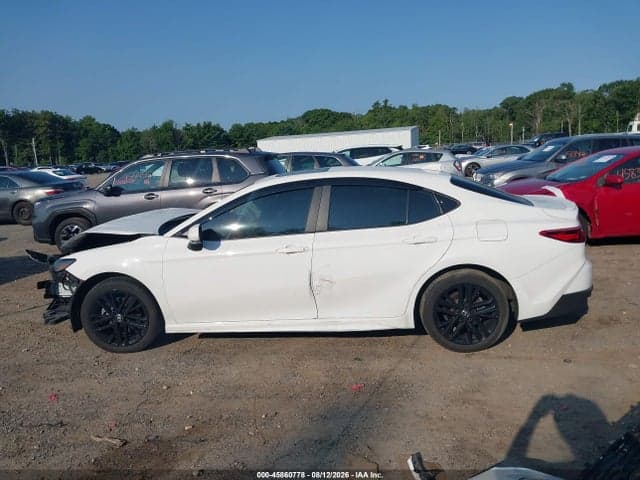 2025 TOYOTA CAMRY SE 15