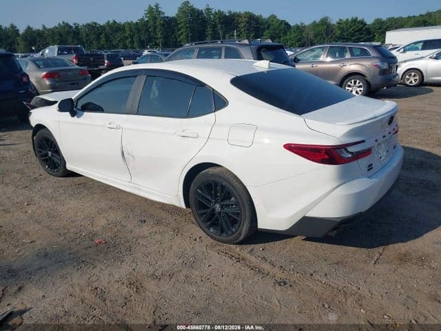 2025 TOYOTA CAMRY SE 3