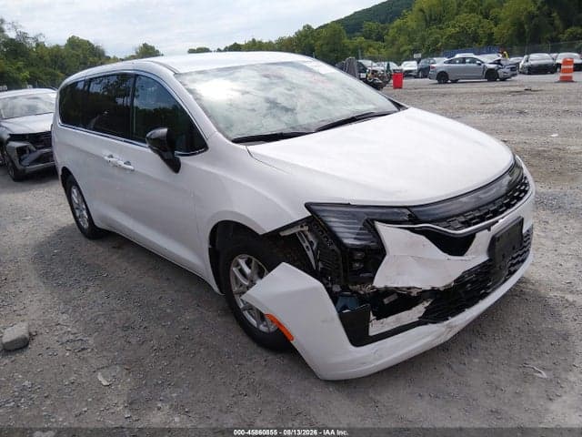2027 CHRYSLER PACIFICA 1