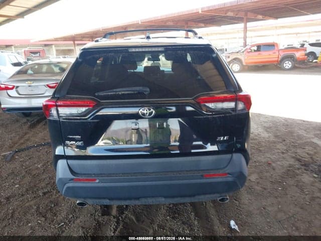 2019 TOYOTA RAV4 XLE 15
