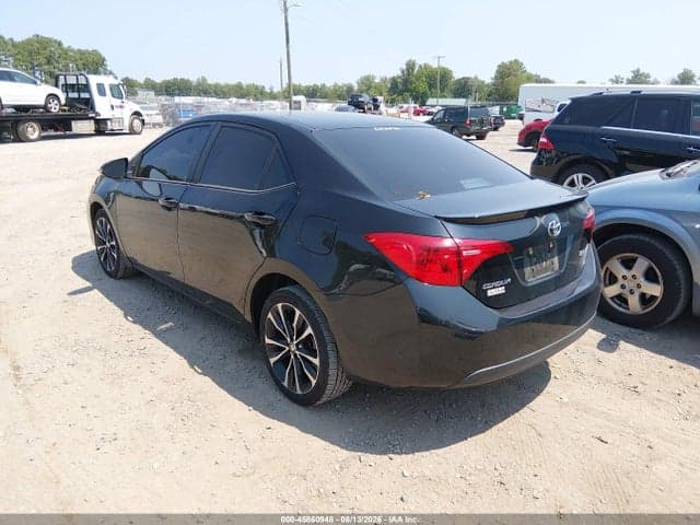 2017 TOYOTA COROLLA SE 3