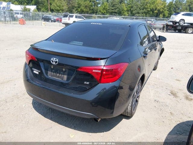 2017 TOYOTA COROLLA SE 4