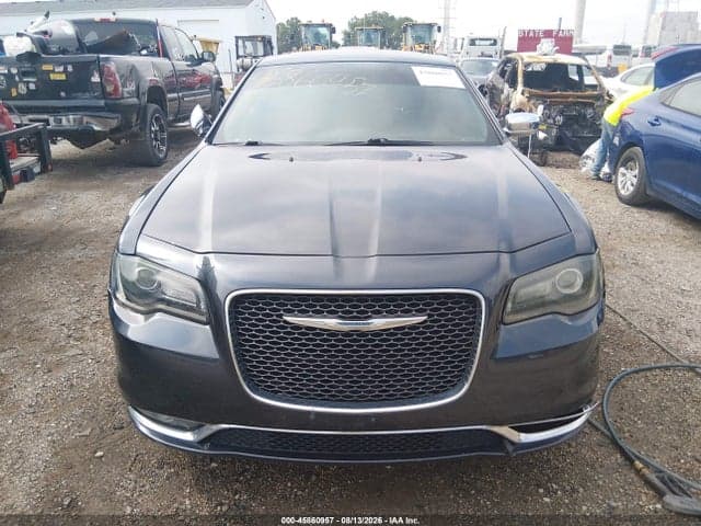 2017 CHRYSLER 300C AWD 13