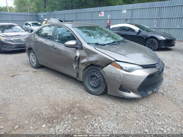 2019 TOYOTA COROLLA LE 1