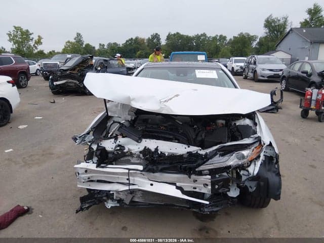 2019 TOYOTA CAMRY XSE 12