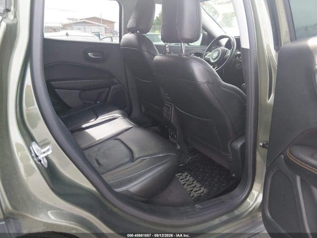 2018 JEEP COMPASS LIMITED 4X4 8