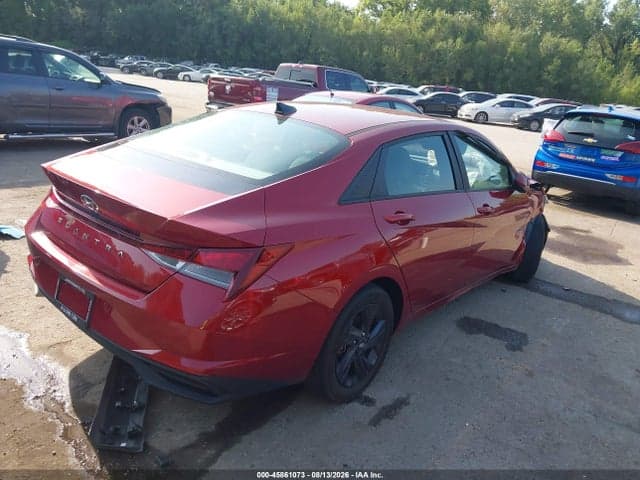 2023 HYUNDAI ELANTRA SEL 4