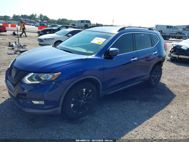 2017 NISSAN ROGUE SV 2