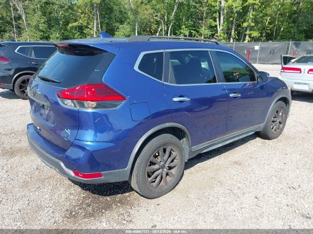 2017 NISSAN ROGUE SV 4