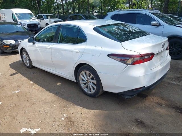 2024 TOYOTA CAMRY LE 3