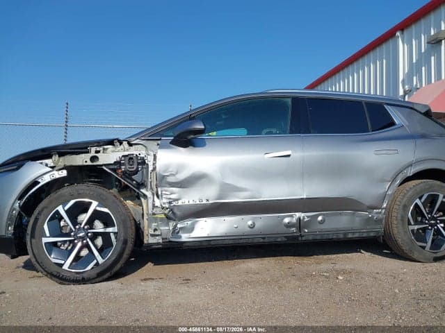2024 CHEVROLET EQUINOX EV LT 6
