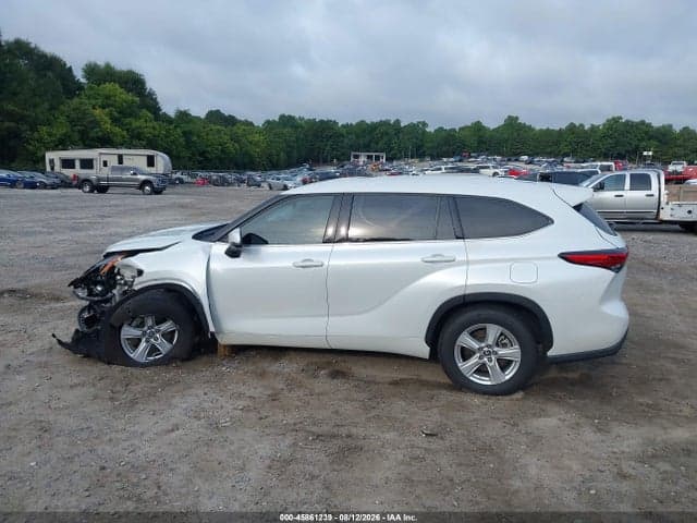 2022 TOYOTA HIGHLANDER L 15