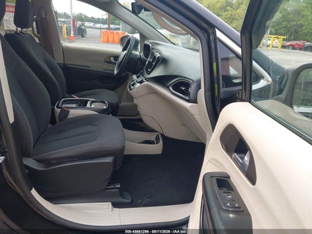 2017 CHRYSLER PACIFICA TOURING PLUS 5