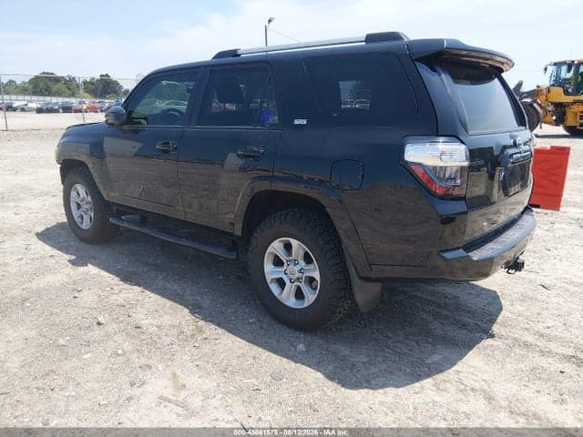 2021 TOYOTA 4RUNNER SR5 3