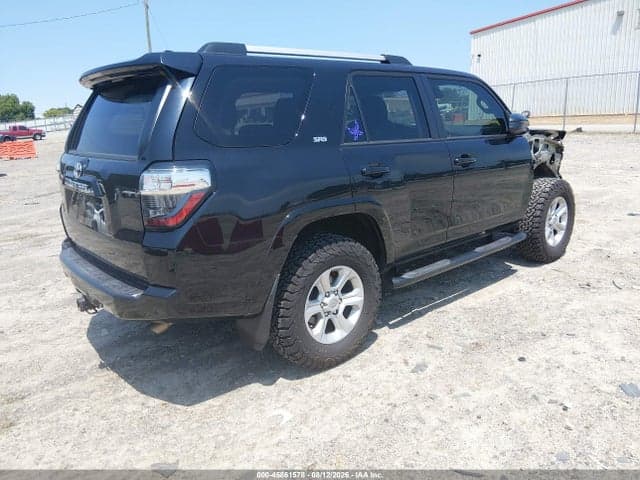 2021 TOYOTA 4RUNNER SR5 4