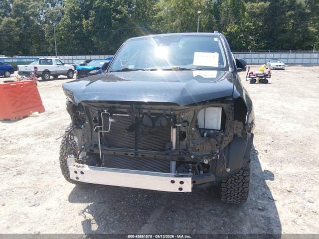 2021 TOYOTA 4RUNNER SR5 6