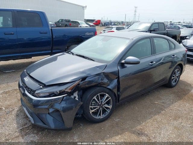2024 KIA FORTE LXS 2