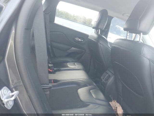 2020 JEEP CHEROKEE LATITUDE PLUS 4X4 8