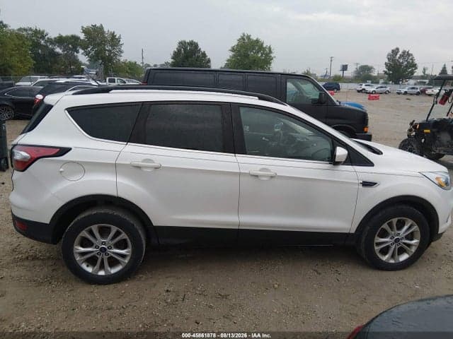 2017 FORD ESCAPE SE 14