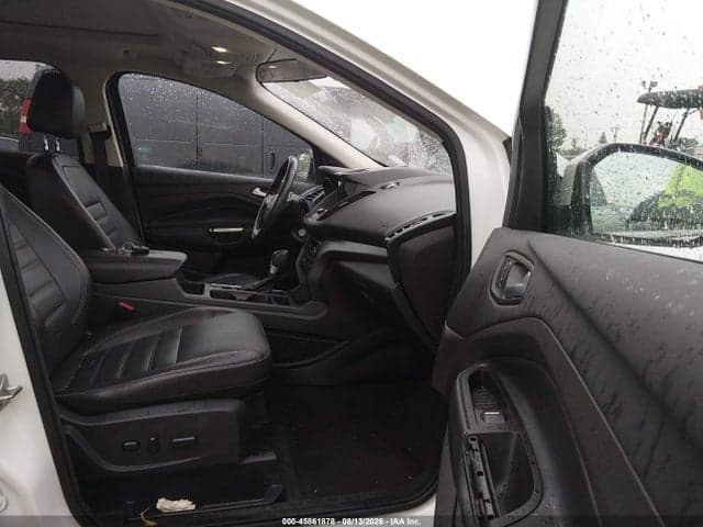 2017 FORD ESCAPE SE 5