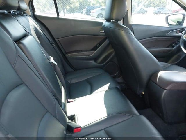 2018 MAZDA MAZDA3 GRAND TOURING 8