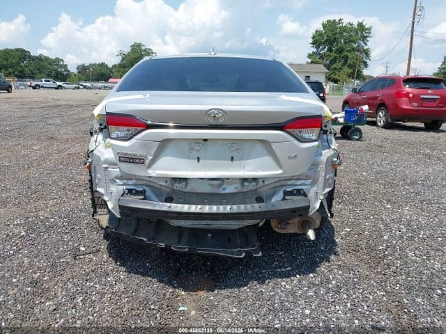 2021 TOYOTA COROLLA LE 17