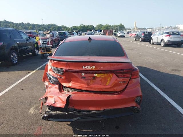 2023 KIA FORTE GT-LINE 16
