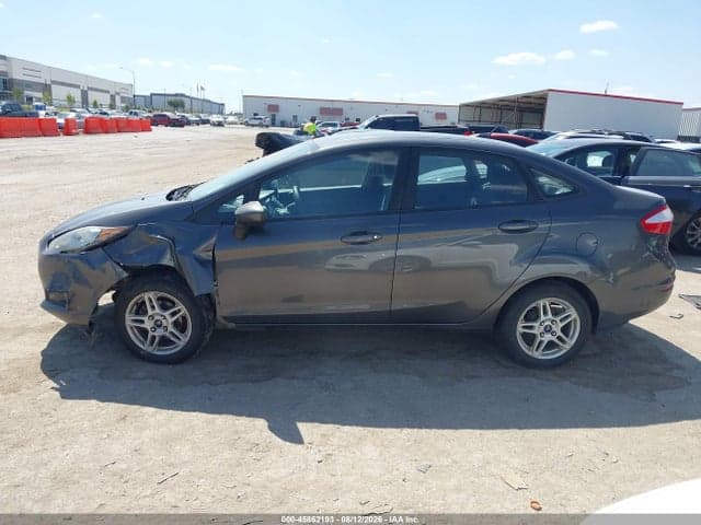 2017 FORD FIESTA SE 14
