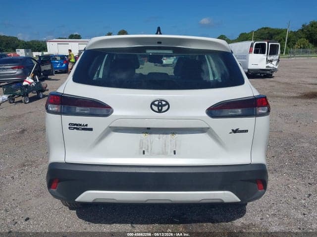 2026 TOYOTA COROLLA CROSS L 16