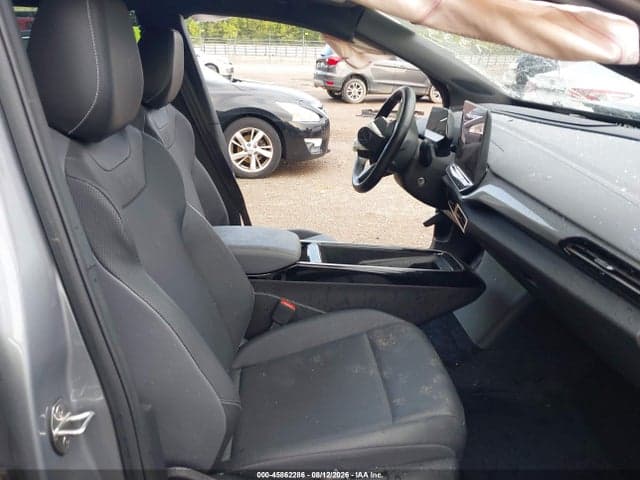 2024 VOLKSWAGEN ID.4 PRO S 8