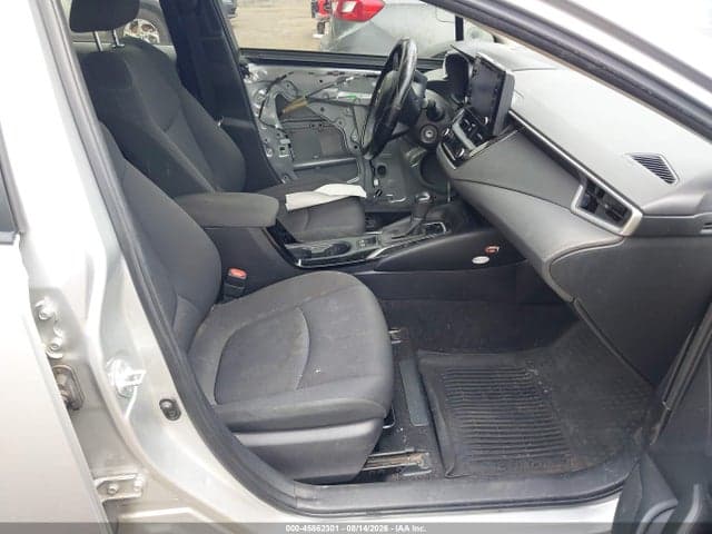 2022 TOYOTA COROLLA LE 5